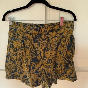 Madewell Blue and Gold Floral Women Shorts